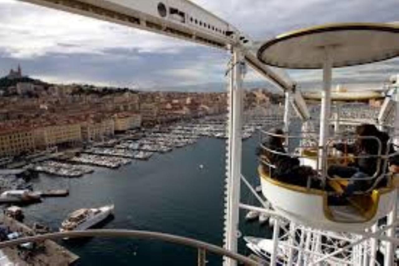 Studio Industriel De Steenia Vieux Port Leilighet Marseille Eksteriør bilde